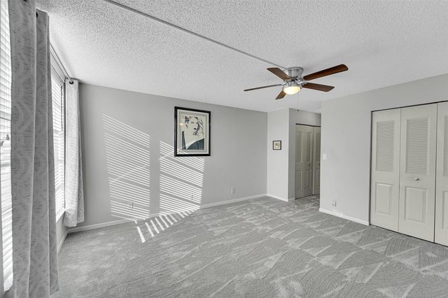 6008 Coral Lake Dr 108, Margate, FL 33063