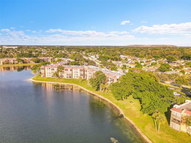 6008 Coral Lake Dr 108, Margate, FL 33063