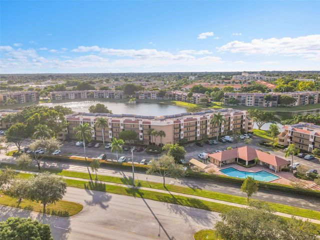 6008 Coral Lake Dr 108, Margate, FL 33063