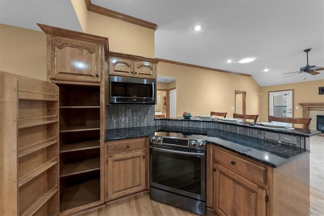 4130 SW Minnesota Drive, Lee's Summit, MO 64082