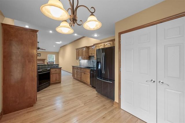 4130 SW Minnesota Drive, Lee's Summit, MO 64082