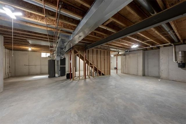 4130 SW Minnesota Drive, Lee's Summit, MO 64082