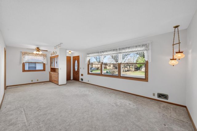 3725 Lincoln Street NE, Columbia Heights, MN 55421