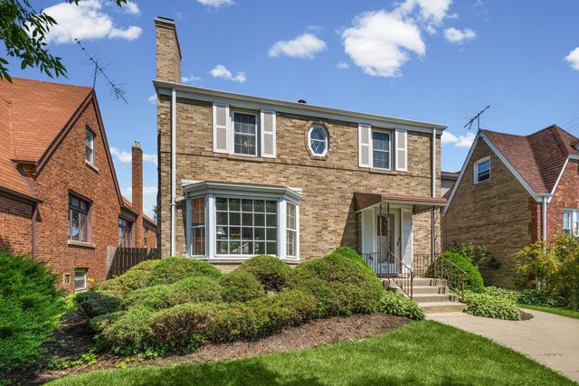 1619 N New England Avenue, Chicago, IL 60707