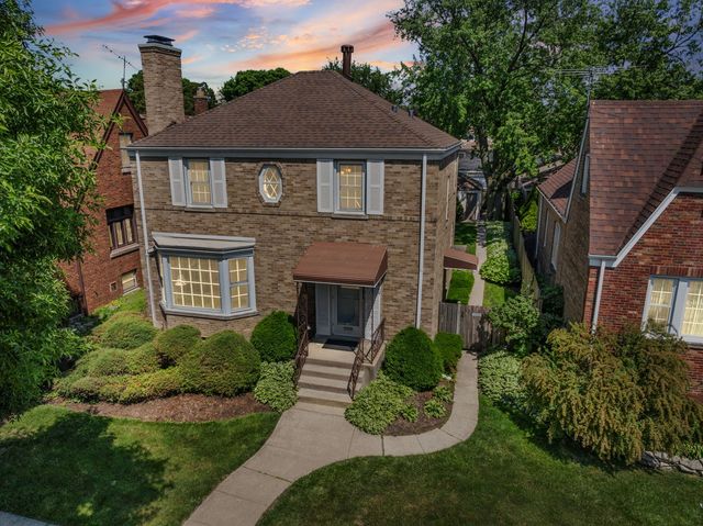 1619 N New England Avenue, Chicago, IL 60707