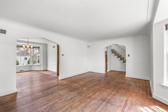 1619 N New England Avenue, Chicago, IL 60707