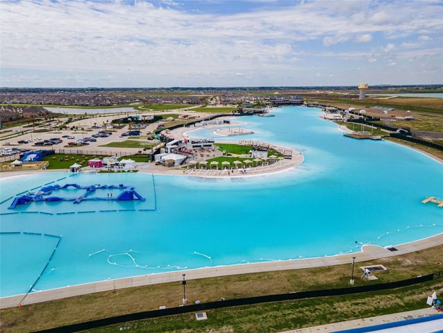 2230 Sand Lily Drive, Texas City, TX 77568