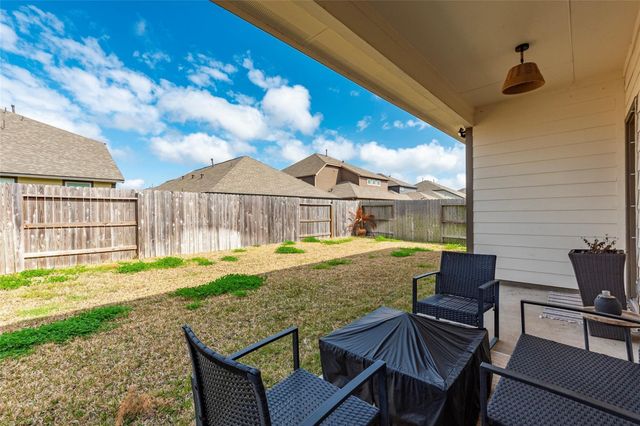 2230 Sand Lily Drive, Texas City, TX 77568