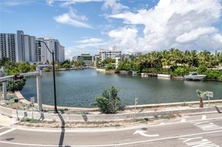 2600 Collins Ave 308, Miami Beach, FL 33140