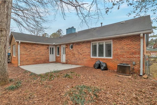 2599 Fieldstone View SE Lane, Conyers, GA 30013