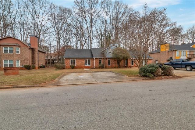 2599 Fieldstone View SE Lane, Conyers, GA 30013