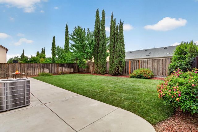 2252 Pinetown Street, Stockton, CA 95212