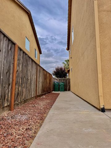 2252 Pinetown Street, Stockton, CA 95212