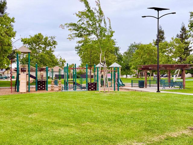 2252 Pinetown Street, Stockton, CA 95212