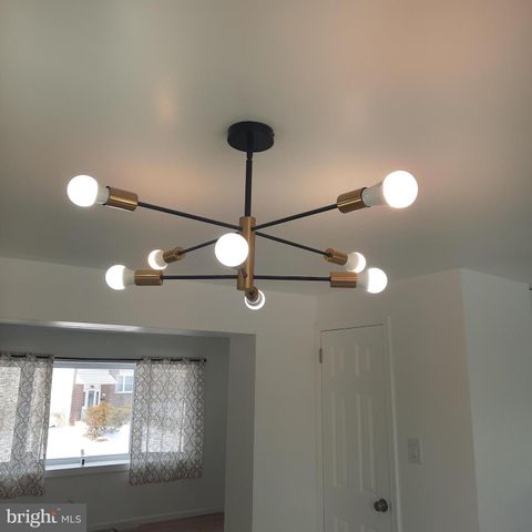 1984 KING ARTHUR RD, Philadelphia, PA 19116