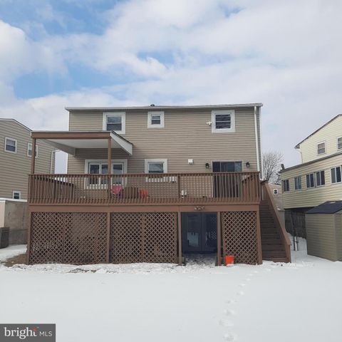 1984 KING ARTHUR RD, Philadelphia, PA 19116