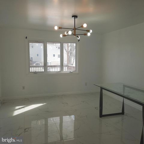 1984 KING ARTHUR RD, Philadelphia, PA 19116