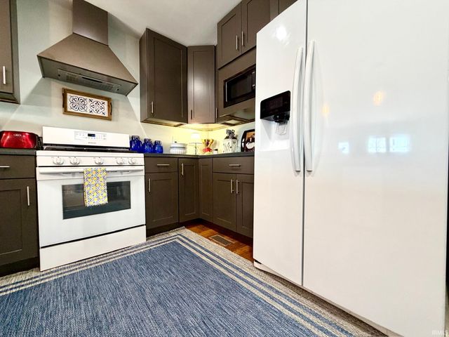 17 Eastview Court, Bedford, IN 47421