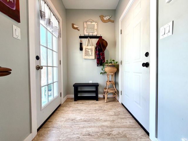 17 Eastview Court, Bedford, IN 47421