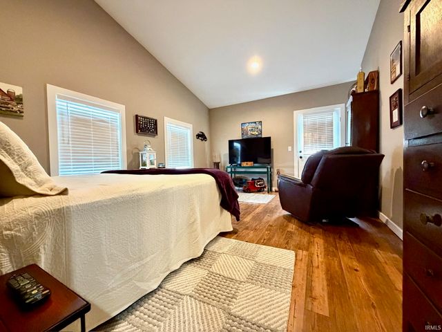 17 Eastview Court, Bedford, IN 47421