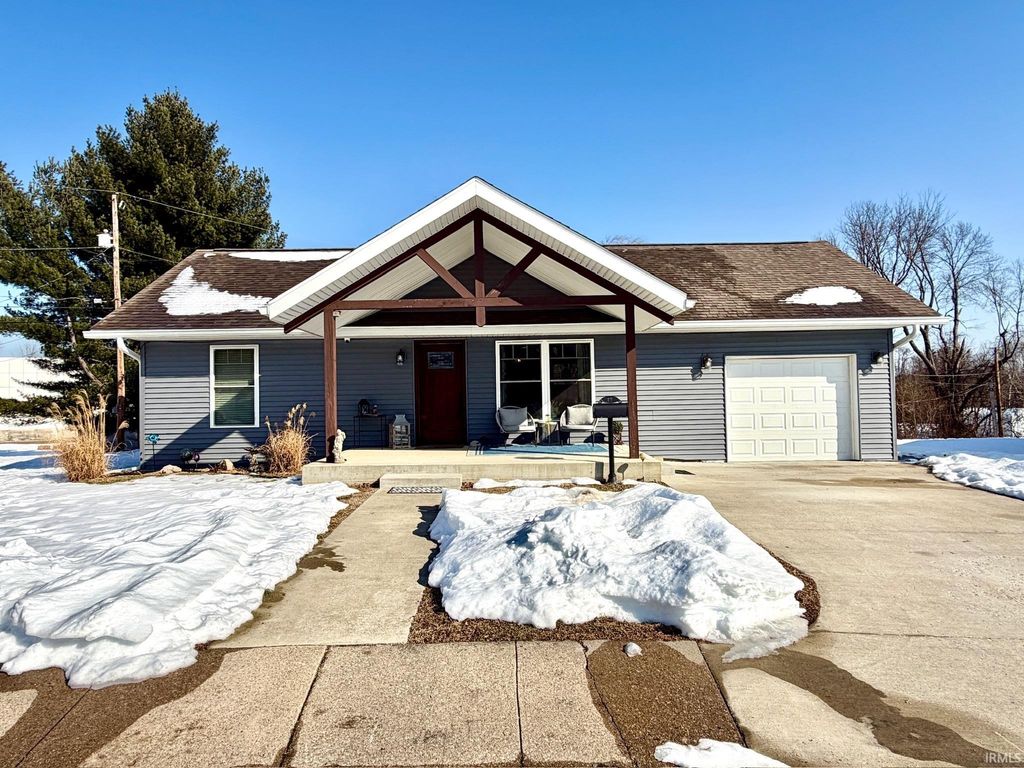 17 Eastview Court, Bedford, IN 47421