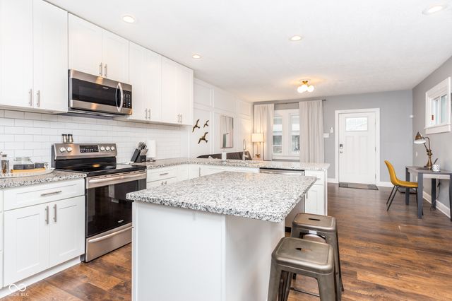 1526 S East Street, Indianapolis, IN 46225