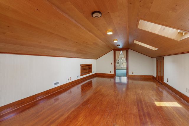 3342 Country Club Pl, Wichita, KS 67208