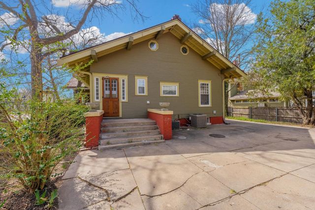 3342 Country Club Pl, Wichita, KS 67208