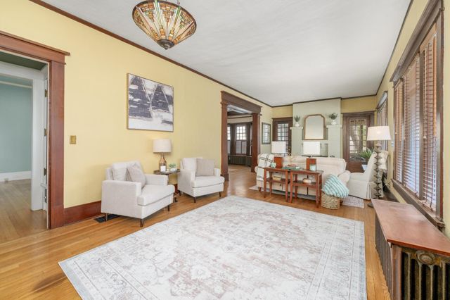 3342 Country Club Pl, Wichita, KS 67208