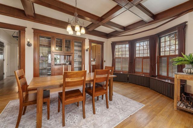 3342 Country Club Pl, Wichita, KS 67208