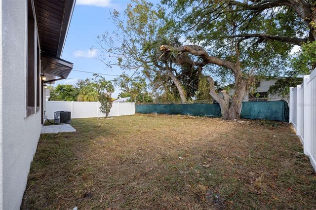 4015 N 29TH STREET, Tampa, FL 33610