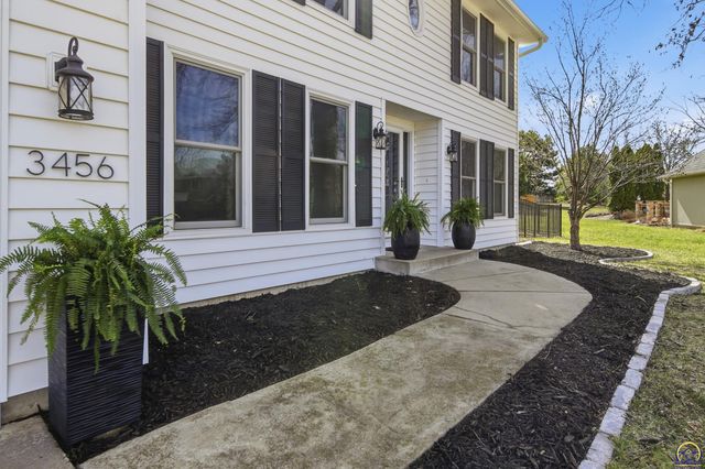 3456 SW Brandywine CT, Topeka, KS 66614