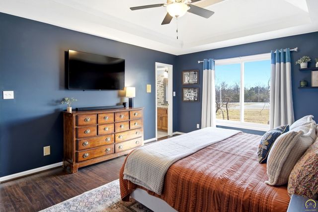 3456 SW Brandywine CT, Topeka, KS 66614