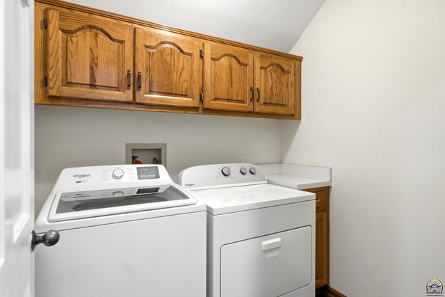 3456 SW Brandywine CT, Topeka, KS 66614