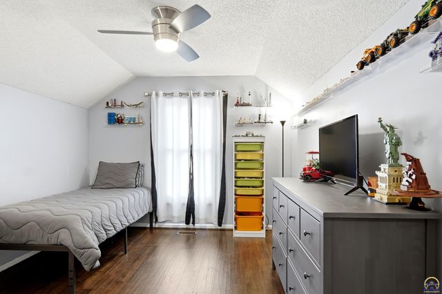 3456 SW Brandywine CT, Topeka, KS 66614