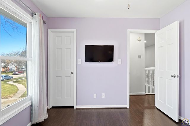 3456 SW Brandywine CT, Topeka, KS 66614