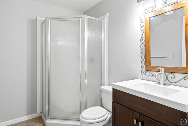 3456 SW Brandywine CT, Topeka, KS 66614