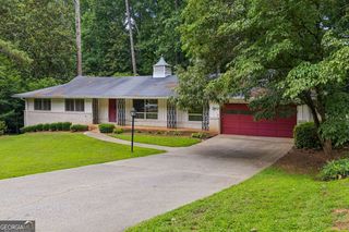 165 W Spalding Drive, Atlanta, GA 30328