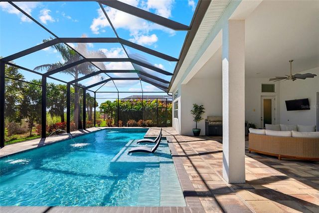 8276 REDONDA LOOP, Lakewood Ranch, FL 34202