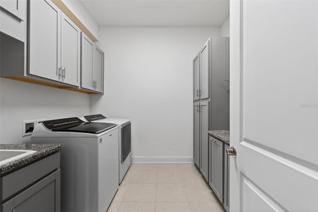 8276 REDONDA LOOP, Lakewood Ranch, FL 34202