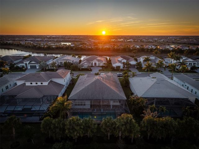 8276 REDONDA LOOP, Lakewood Ranch, FL 34202