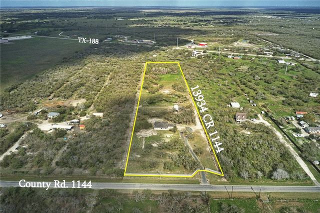 13934 County Road 1144, Sinton, TX 78387