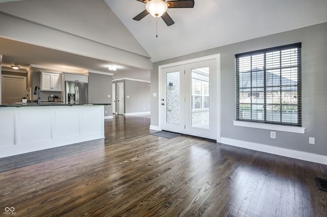 3866 S Cedar Creek Way, New Palestine, IN 46163