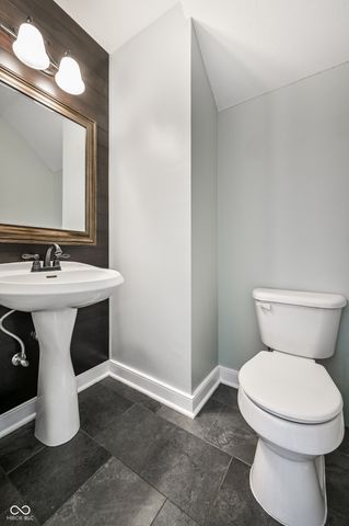 3866 S Cedar Creek Way, New Palestine, IN 46163