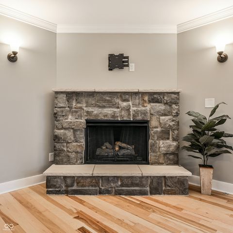 3866 S Cedar Creek Way, New Palestine, IN 46163