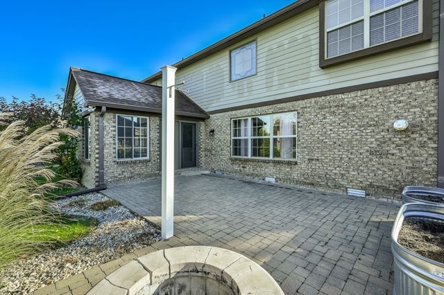 3866 S Cedar Creek Way, New Palestine, IN 46163