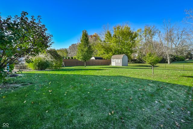 3866 S Cedar Creek Way, New Palestine, IN 46163