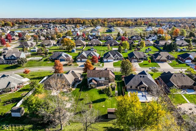 3866 S Cedar Creek Way, New Palestine, IN 46163