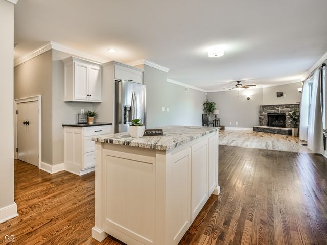 3866 S Cedar Creek Way, New Palestine, IN 46163