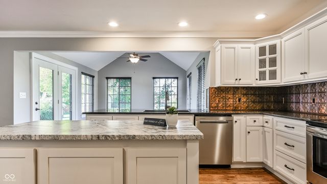 3866 S Cedar Creek Way, New Palestine, IN 46163